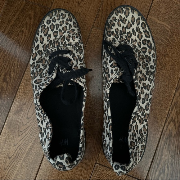 Leopard shoes - Picture 2 of 9